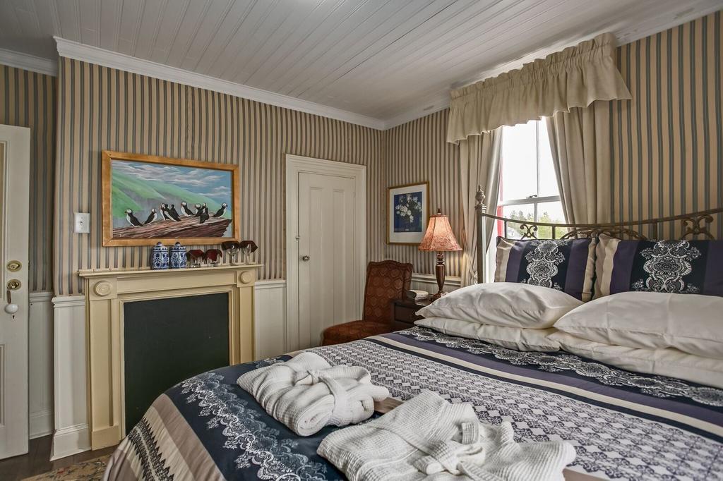 George House Heritage Bed And Breakfast Дилдо Экстерьер фото